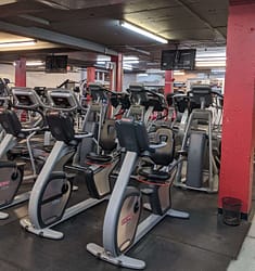 Photo De Gym expert – machine cardio Photo De Gym expert - machine cardio